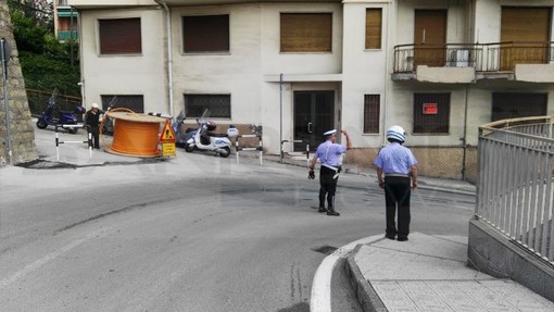 Sanremo: una nostra lettrice di strada San Bartolomeo chiede una modifica in via Caduti del Lavoro Sanremo: una nostra lettrice di strada San Bartolomeo chiede una modifica in via Caduti del Lavoro