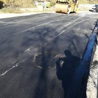 Ventimiglia: piano asfalti, scatta qualche polemica, ma l’Amministrazione non ci sta “Per asfaltare tutta la città servirebbero circa 25 milioni di euro”