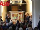 Intrecci di storia e cultura nella 'calata' dell'arazzo Scassa omaggio a Gribaudo (Foto e Video)