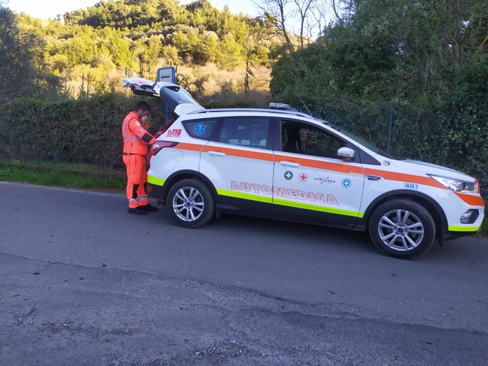 San Bartolomeo al Mare: cacciatore si spara a un piede, mobilitazione di soccorsi nei boschi dell'entroterra
