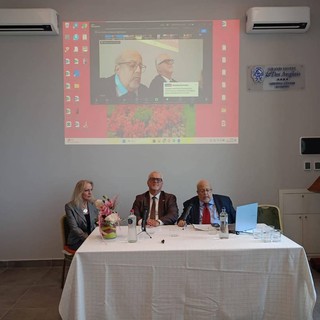 Sanremo, "E' in atto un colpo di stato strisciante in Israele?" al centro della conferenza con Raphael Luzon (Foto)