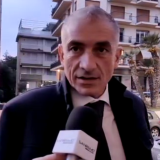 Covid, il sottosegretario alla Salute Costa a Sanremo: "L'obiettivo è arrivare al 1 maggio senza che sia più necessario il green pass" (video) Covid, il sottosegretario alla Salute Costa a Sanremo: "L'obiettivo è arrivare al 1 maggio senza che sia più necessario il green pass" (video)