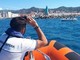Barca a vela in difficoltà al largo di Bordighera: intervento della Guardia Costiera di Sanremo
