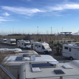 Santo Stefano al Mare: "camping selvaggio" ecco cosa ne pensano il Sindaco e gli esercenti