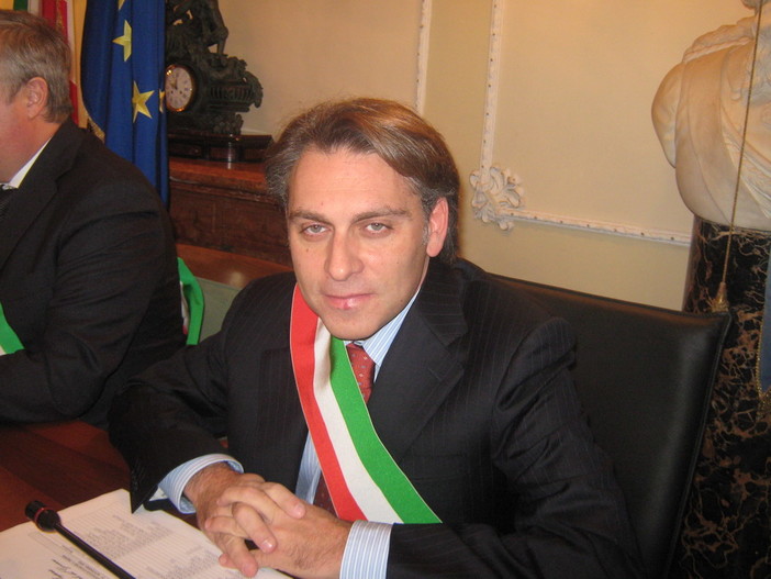 Pieve di Teco: il Sindaco Alessandri sull'asilo nido "Noi vogliamo mantenerlo, Brunengo è male informato!" Pieve di Teco: il Sindaco Alessandri sull'asilo nido "Noi vogliamo mantenerlo, Brunengo è male informato!"