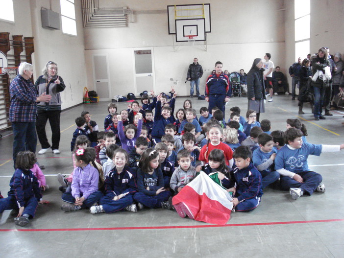 Buon successo per la prima tappa del Mini Basket PGS a Vallecrosia Buon successo per la prima tappa del Mini Basket PGS a Vallecrosia