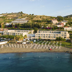 Santo Stefano al Mare, 14enne rischia di annegare: salvato dal vicecomandante e da un’agente della Polizia Locale Santo Stefano al Mare, 14enne rischia di annegare: salvato dal vicecomandante e da un’agente della Polizia Locale
