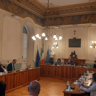Imperia, Assemblea dei sindaci: il saluto del presidente Scajola ai neoeletti