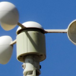 Sanremo: fuori uso l'anemometro per il controllo dell'intensità del vento, la segnalazione di una lettrice