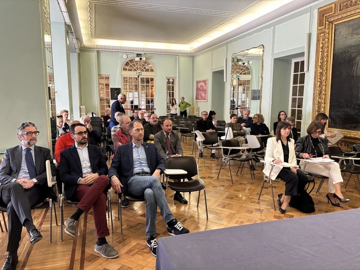 Servizio idrico, sarà la Sogedis a gestire la gara per l'ingresso del socio privato in Rivieracqua Servizio idrico, sarà la Sogedis a gestire la gara per l'ingresso del socio privato in Rivieracqua