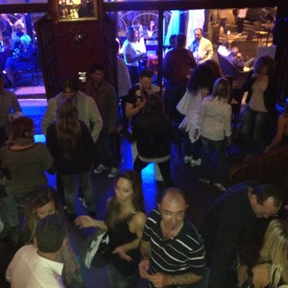 Sanremo: questa sera al Bar Astra aperitivo e musica con il dj Pino 'Lucifero' Sanremo: questa sera al Bar Astra aperitivo e musica con il dj Pino 'Lucifero'