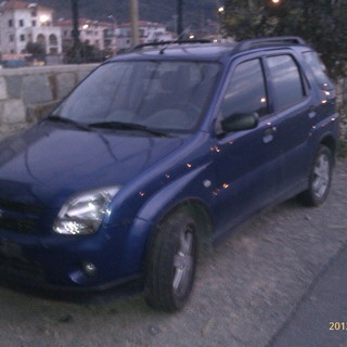 Auto abbandonata ad Arma di Taggia: la risposta del Sindaco ai nostri due lettori Auto abbandonata ad Arma di Taggia: la risposta del Sindaco ai nostri due lettori
