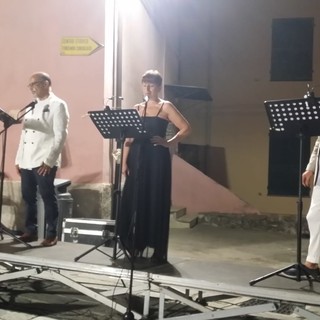 Gli attori del Teatro dell’Albero presentano ‘A Sud, dove comincia il sogno’ a Badalucco