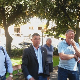 Imperia: stamane l'assemblea dei sindacati e lavoratori TraDeCo. Podestà: "Gli stipendi erano pronti. La ditta ha bloccato i bonifici all'ultimo momento"