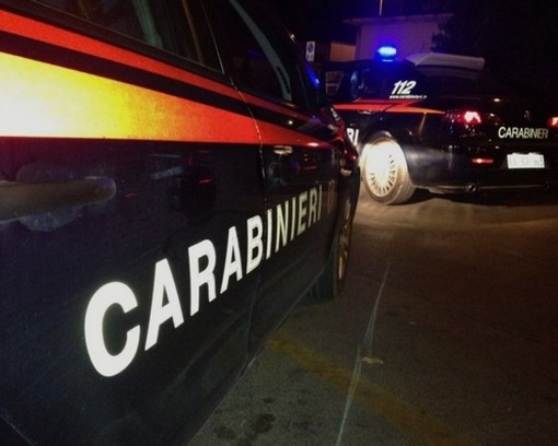Taggia: donna in stato di ubriachezza insulta e strattona i Carabinieri, denunciata