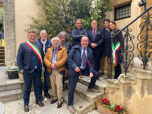 Assemblea nazionale de "I Borghi più belli d’Italia", per la Liguria il sindaco di Cipressa Filippo Guasco Assemblea nazionale de "I Borghi più belli d’Italia", per la Liguria il sindaco di Cipressa Filippo Guasco