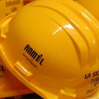 Ecco il resoconto del progetto di sostegno psicologico ‘Giorgio… siamo tutti noi’ realizzato dall’Anmil di Imperia nell’anno 2016 Ecco il resoconto del progetto di sostegno psicologico ‘Giorgio… siamo tutti noi’ realizzato dall’Anmil di Imperia nell’anno 2016