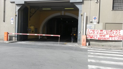 Imperia: i due elevatori del molino Agnesi saranno portati in un'azienda del pavese