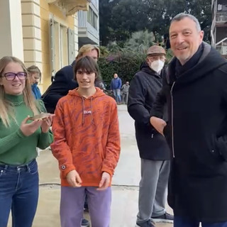 Sanremo: l'inaugurazione del Liceo Musicale con Amadeus raccontata dagli studenti dell'Istituto