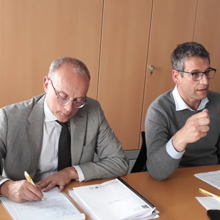 Olio DOP Riviera Ligure: avviato l'iter per vendere il prodotto anche in recipienti di metallo e in ceramica