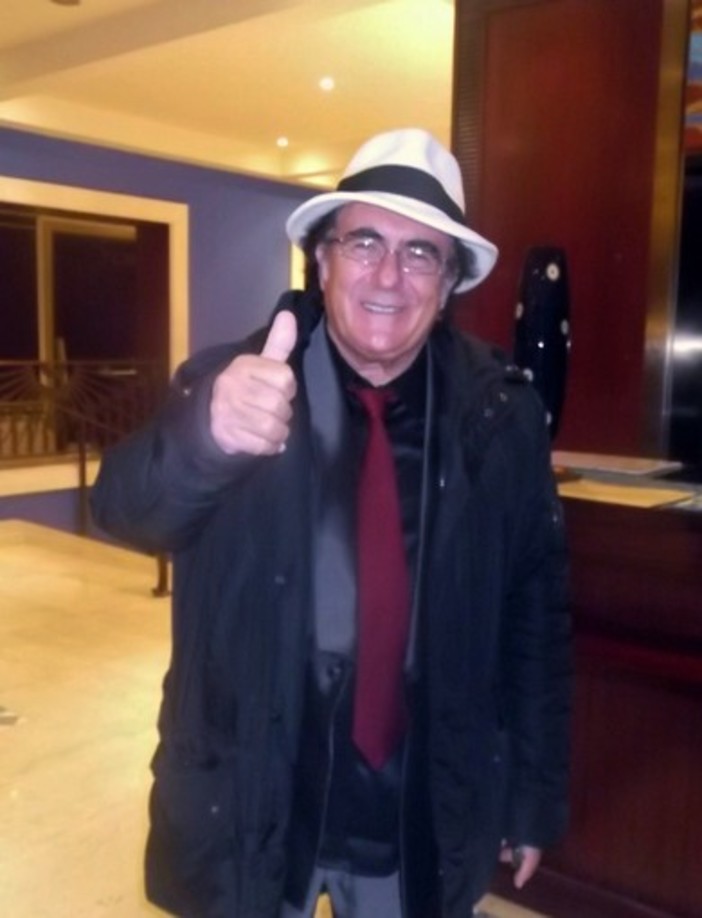 Al Bano conquista Nizza, nel suo primo concerto nella città della Promenade Al Bano conquista Nizza, nel suo primo concerto nella città della Promenade
