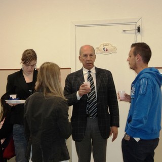 Imperia: il candidato sindaco Erminio Annoni incontra gli studenti del Polo Universitario Imperia: il candidato sindaco Erminio Annoni incontra gli studenti del Polo Universitario