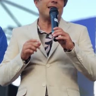 Il sanremese Alex Penna lancia il nuovo singolo “Il Sasso Grigio”