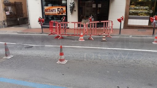 Ventimiglia: al via il piano asfalti, 720 mila euro per rifare il look alle strade della città, dalle periferie al centro Ventimiglia: al via il piano asfalti, 720 mila euro per rifare il look alle strade della città, dalle periferie al centro