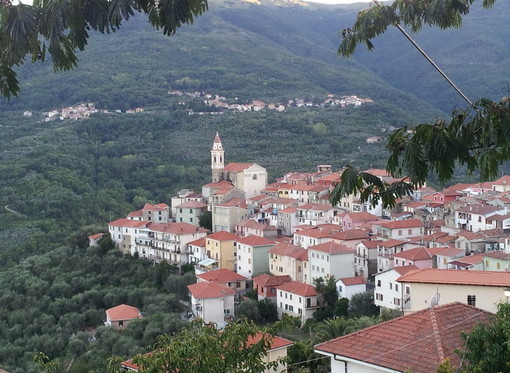 Aurigo: domani, concerto del ‘Duo libertango’ presso la Chiesa Parrocchiale Natività di Maria Vergine Aurigo: domani, concerto del ‘Duo libertango’ presso la Chiesa Parrocchiale Natività di Maria Vergine