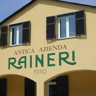 'Gold for Kids', un progetto a sostegno dell’oncologia in età pediatrica della Fondazione Umberto Veronesi in collaborazione con l'Azienda Raineri