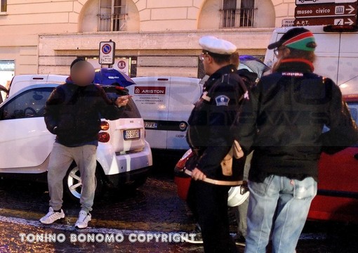Sanremo: 4 utenti di social network verranno querelati per avere diffamato gli agenti della Polizia Municipale Sanremo: 4 utenti di social network verranno querelati per avere diffamato gli agenti della Polizia Municipale