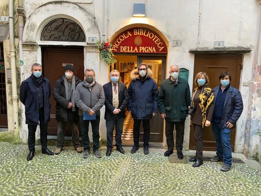 Il Rotary Club Sanremo contribuisce ad acquisto del 'Codice Giribaldi', manoscritto del '900 Il Rotary Club Sanremo contribuisce ad acquisto del 'Codice Giribaldi', manoscritto del '900