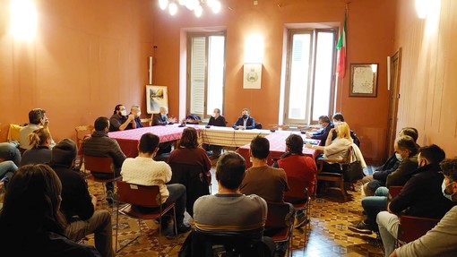 Valle Arroscia, Piana: “Fondamentale valorizzare allevamento e aziende del territorio” Valle Arroscia, Piana: “Fondamentale valorizzare allevamento e aziende del territorio”