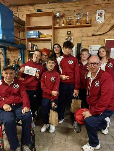 Tiro con l'arco: due giornate di gloria per i 9 arcieri dell'Archery Club Ventimiglia ad Imperia nel weekend Tiro con l'arco: due giornate di gloria per i 9 arcieri dell'Archery Club Ventimiglia ad Imperia nel weekend