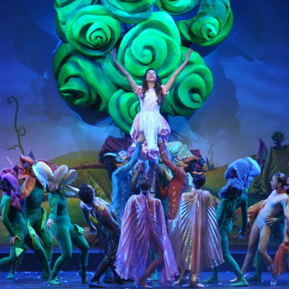 Sanremo: stasera in scena all'Ariston, il musical 'Alice nel Paese delle Meraviglie'