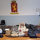 Mercato del venerdì, lotta all'abusivismo commerciale: nuovi sequestri a Ventimiglia