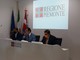 Piemonte e Liguria vaccineranno i turisti in vacanza: Cirio e Toti firmano un accordo bilaterale per l'estate (foto e video)