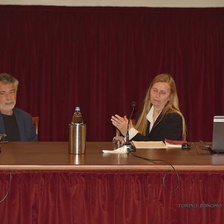 Sanremo: grande partecipazione alla presentazione de "Il mussulmano errante" del giornalista Alberto Negri