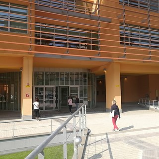 Imperia: trasferiti presso il Palasalute gli ambulatori di Libera Professione di Via Diano Calderina Imperia: trasferiti presso il Palasalute gli ambulatori di Libera Professione di Via Diano Calderina