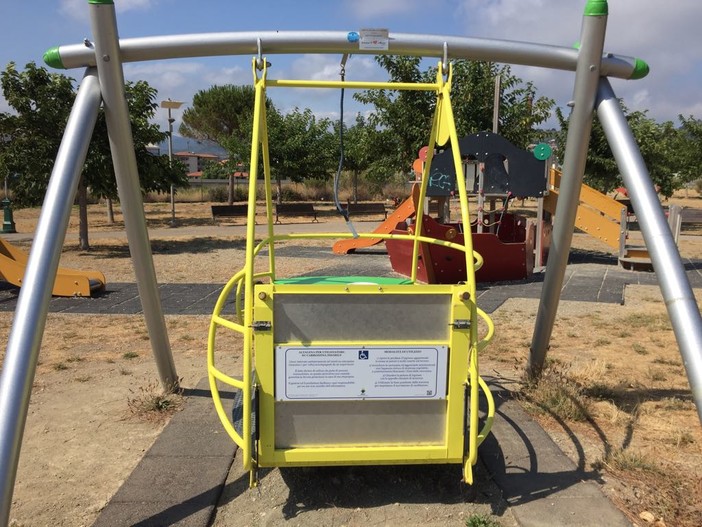 Imperia: il caso dell’altalena per disabili al parco urbano, Michela Aloigi: “Frasi vergognose quelle del Sindaco”