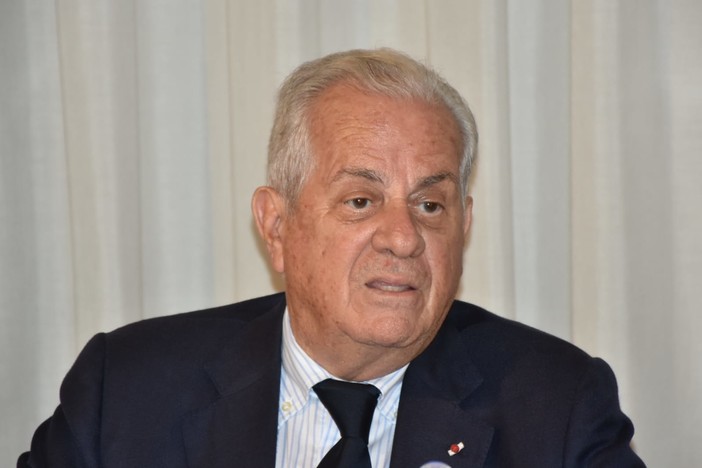 Privato in Rivieracqua, presentate tre offerte sul gong: Claudio Scajola "Vediamo la luce in fondo al tunnel"