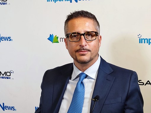 Dalle case popolari all'intelligenza artificiale fino alle concessioni balneari: Antonio Parolini affronta tre temi importanti anche in provincia Dalle case popolari all'intelligenza artificiale fino alle concessioni balneari: Antonio Parolini affronta tre temi importanti anche in provincia