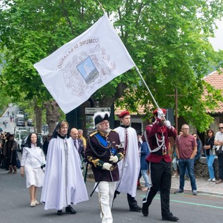 Sanremo: gli Alfieri e le Damigelle di Castel Bajardo presenzieranno alla Messa di San Romolo