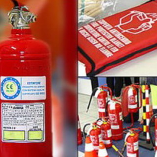 Vendita porta a porta di materiale antincendio, avviso del Comando provinciale dei Vigili del Fuoco Vendita porta a porta di materiale antincendio, avviso del Comando provinciale dei Vigili del Fuoco