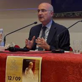 Martedì Letterali: il Direttore del TG2 Antonio Preziosi presenta "Leone XIV. La via disarmata e disarmante"