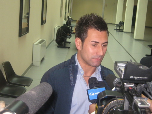 Gelo in aula tra Elisabete e Paolo. Arrigo dopo la richiesta di condanna a 24 anni "Continuo a dormire tranquillo"