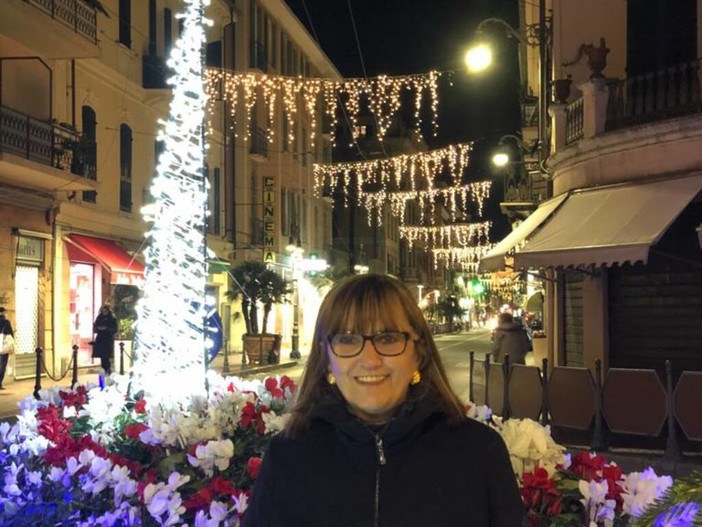 Bordighera: iniziato ieri l'allestimento delle decorazioni luminose per il prossimo Natale Bordighera: iniziato ieri l'allestimento delle decorazioni luminose per il prossimo Natale