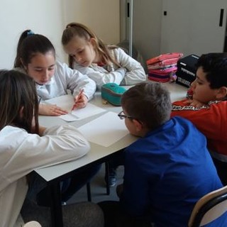 Sanremo: alla scuola primaria A. Rubino, prosegue il progetto 'Un Due Tre... Storie' dell'AIFO (foto)