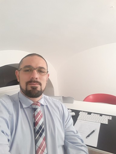 Vallecrosia: problema rifiuti, Alfonso Bruno pone alcuni interrogativi ed annuncia il suo ritorno per le prossime elezioni amministrative Vallecrosia: problema rifiuti, Alfonso Bruno pone alcuni interrogativi ed annuncia il suo ritorno per le prossime elezioni amministrative