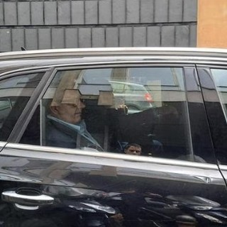 Oggi Toti davanti al gip: farà scena muta come Signorini, la strategia difensiva del suo avvocato Savi (Video)